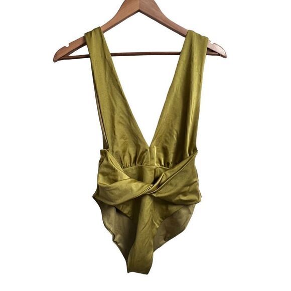 Agua Bendita Swimsuit Womens Medium Olive One Piece Twist Front Plunge Ployester - Picture 2 of 5